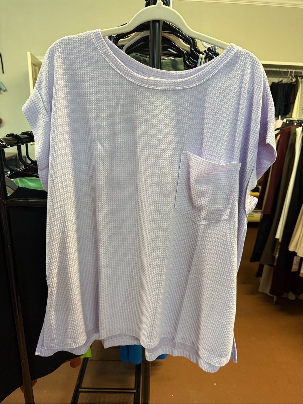 Andree by Unit Relaxed Lavender Waffle-Knit Women's Top with Pocket